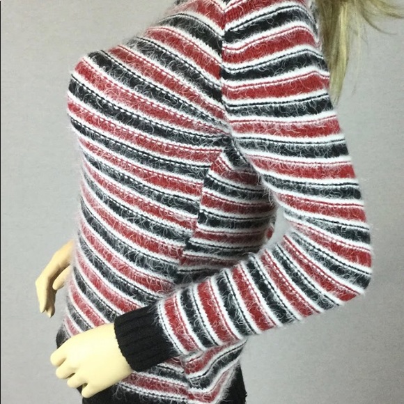 Incredible Black with burgundy and white Women’s sweater Red Rosa Brand. - Picture 2 of 9